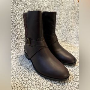 Womens 8.5 Vionic Booties